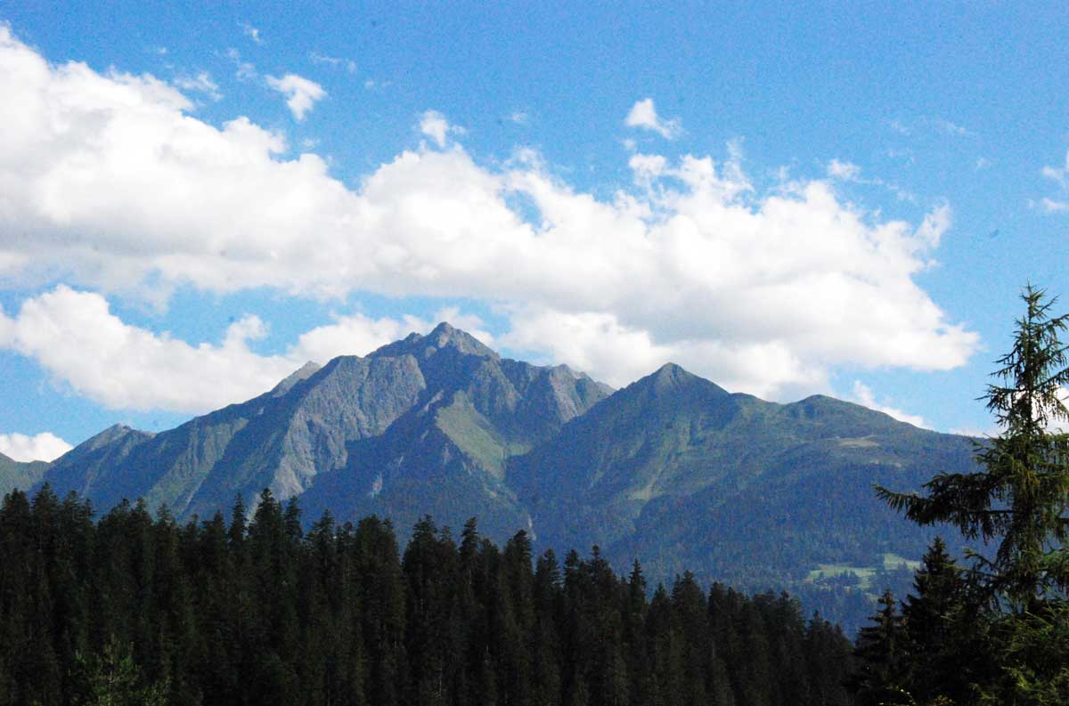 Sommer, Sonne, Berge, rocksresort.