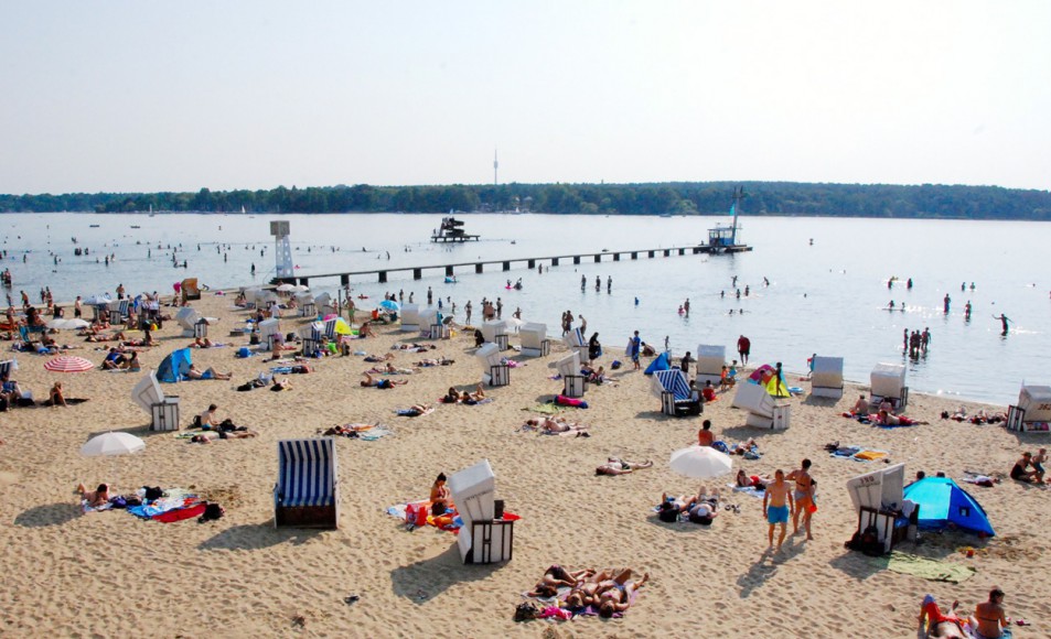 Perfekter Badespass im Strandbad Wannsee, "Pack die