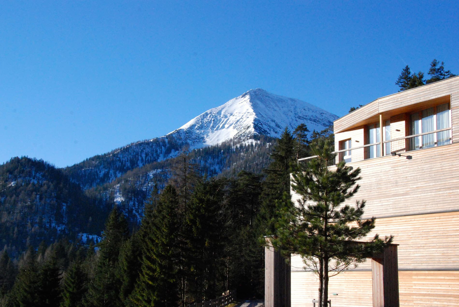 skireisen-mit-teenagern-nach-tirol-das-kronthaler.architektur