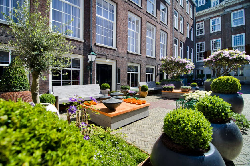 Sofitel-Legend-The-Grand-Amsterdam-sonniger-innenhof