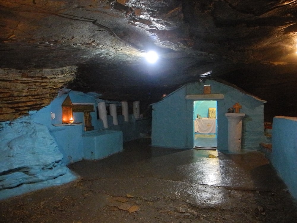 Hoehlenkapelle-griechische-insel-Samos-©looping