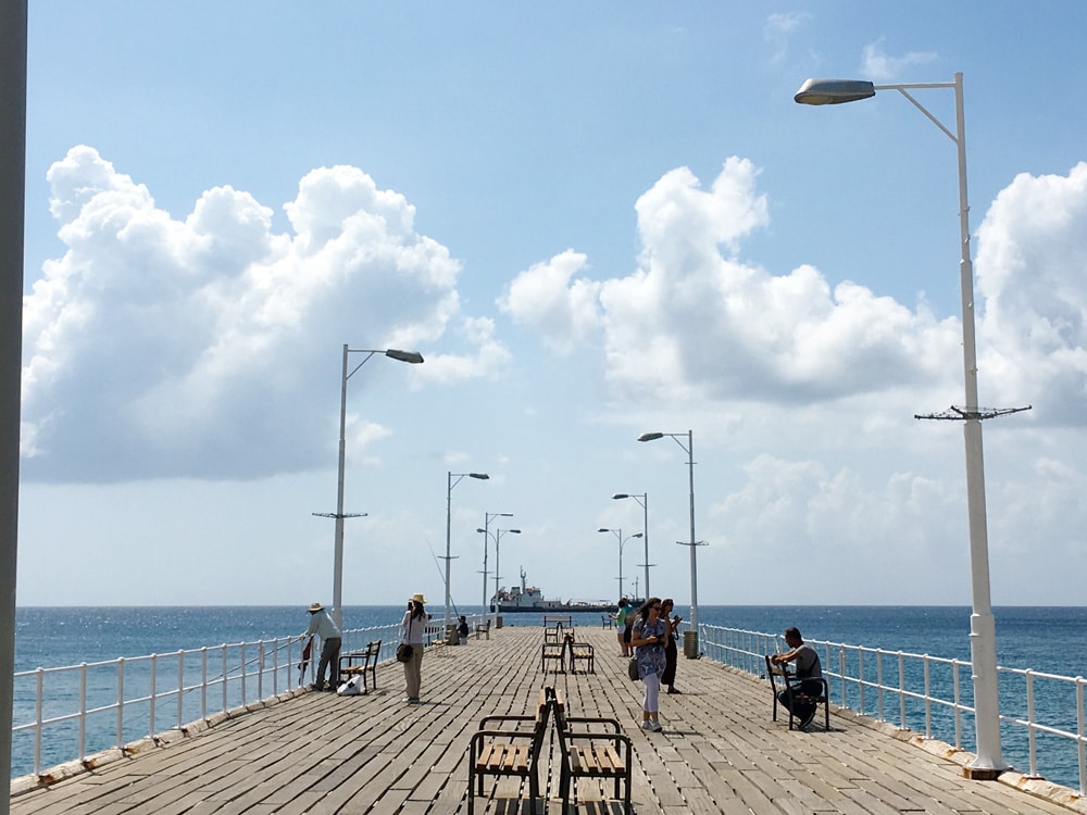 Steg-am-Hafen-von-Limassol-Zypern-©looping-magazin