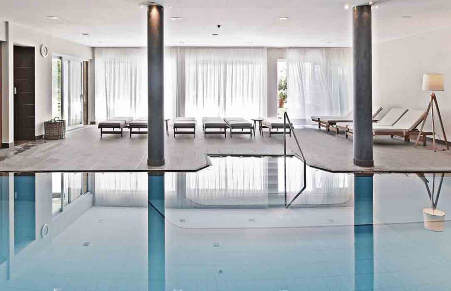 indoor-pool-hotel-schwarzschmied