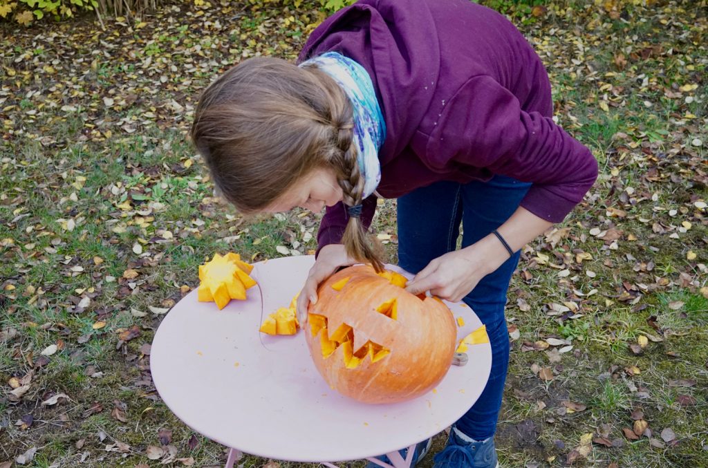 feinschliff halloween kuerbis basteln