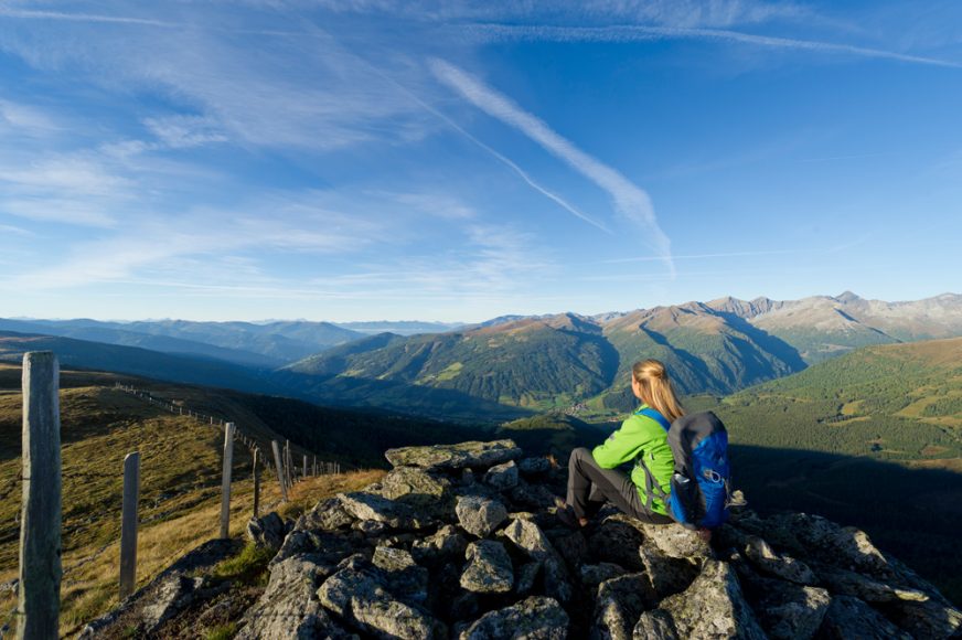 bergsicht-(c)-tourismusregion-katschberg-rennweg-loopingmagazin