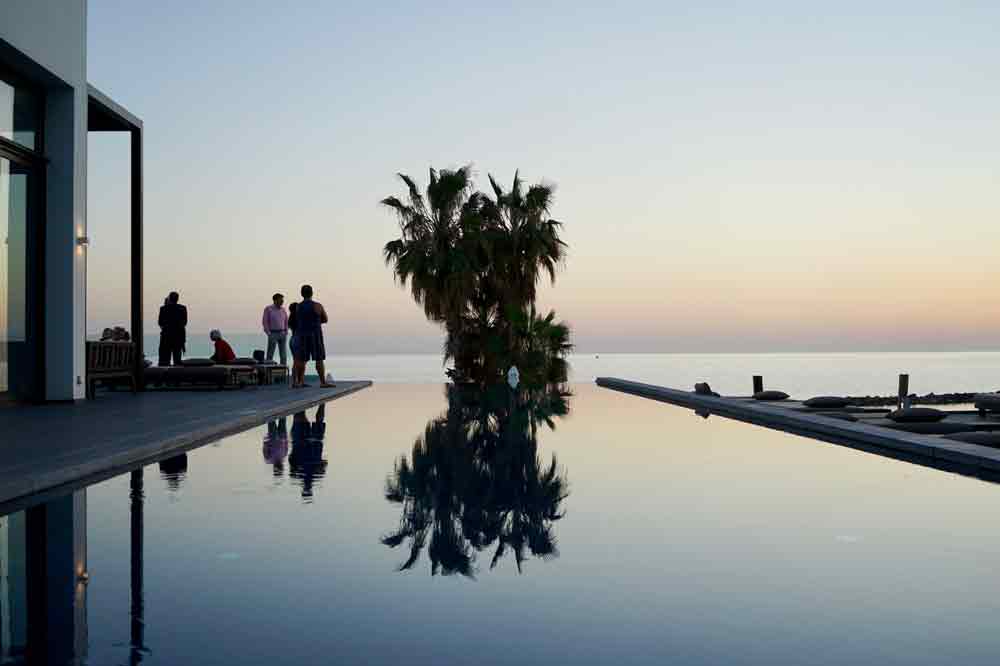Infinity Pool Almyra Hotel Zypern