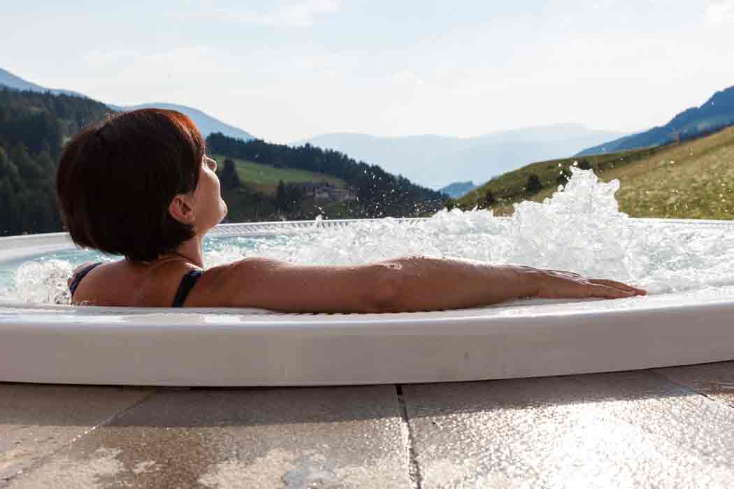 Pool-Hotel-Tyrol