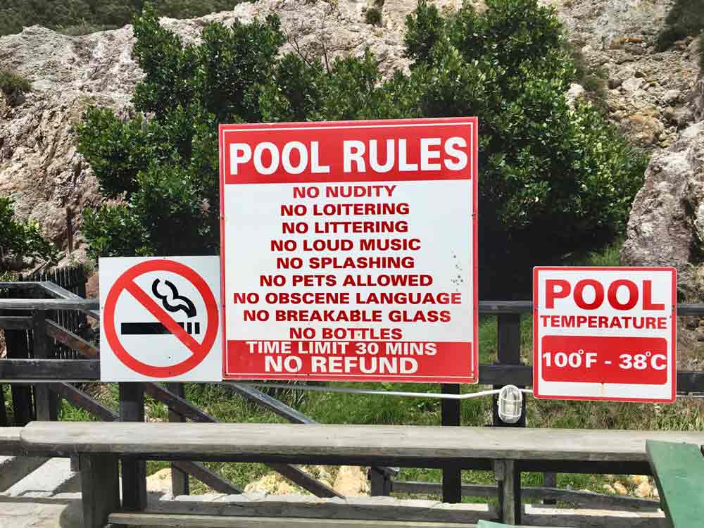 Saint Lucia Ausflugstipps Sulphur Springs. Pool rules