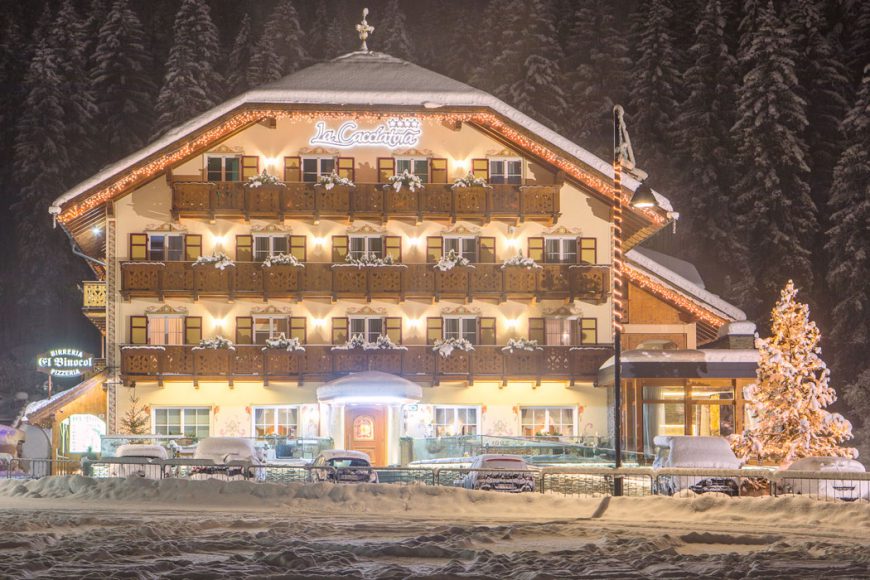 Hotel-La-cacciatora-im-Winter