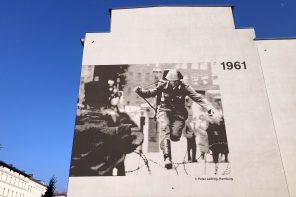 Berlin zu Fuß entlang der Mauer