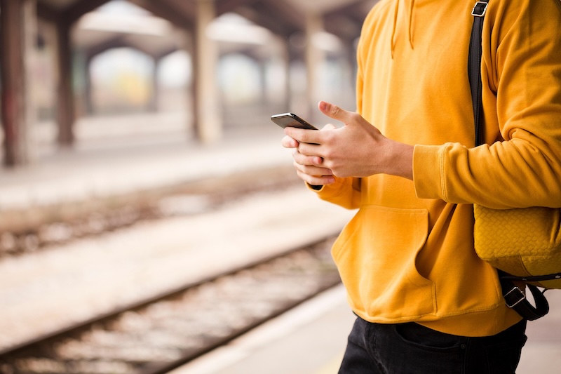 Günstig reisen wie ein Einheimischer mit dem Smartphone